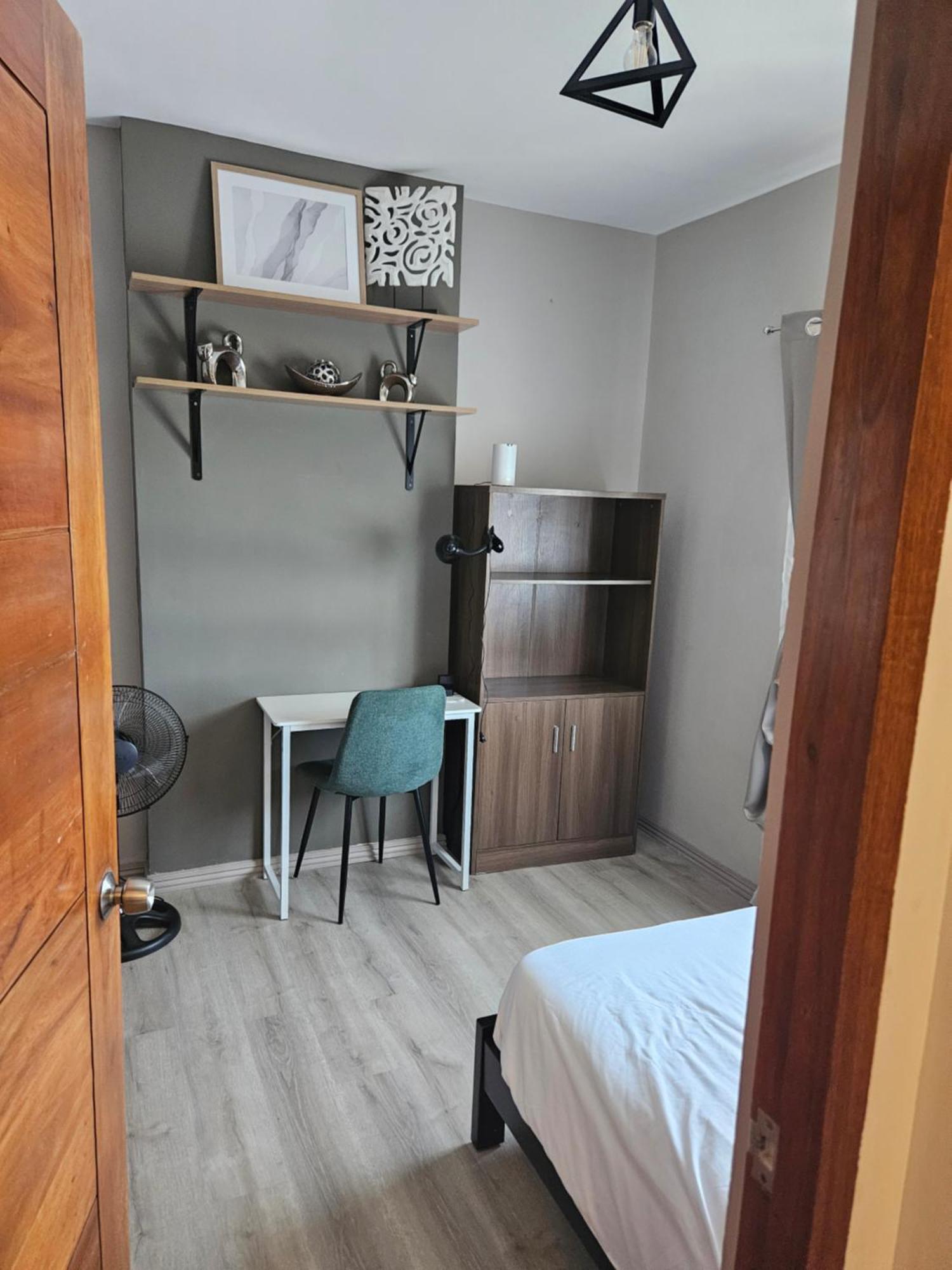 2-Bedroom Boutique City Condo - Newly Renovated! Cebu Bagian luar foto